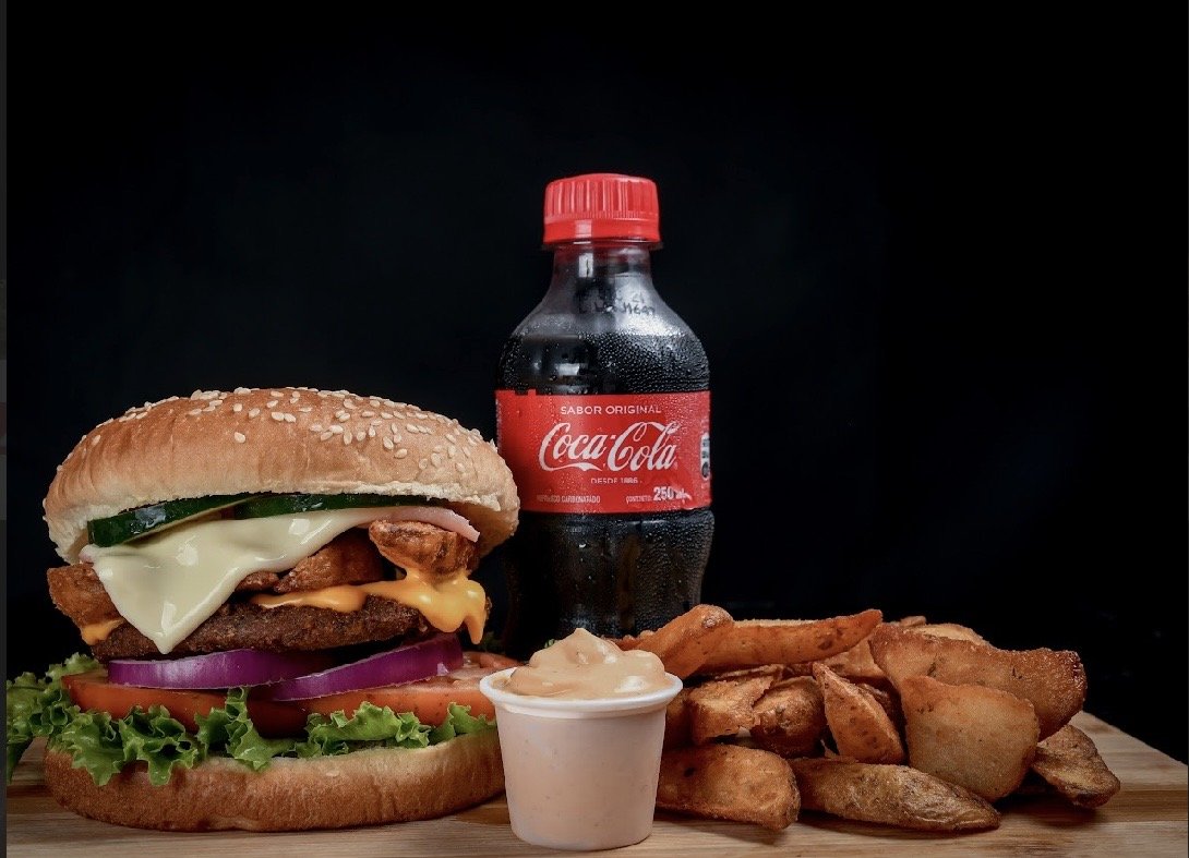 Brava mas papas y refresco